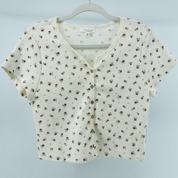 Kirious Tops - Kirious Dainty Floral Button-Front Cropped Top in Cream, NWT, Junior's XL